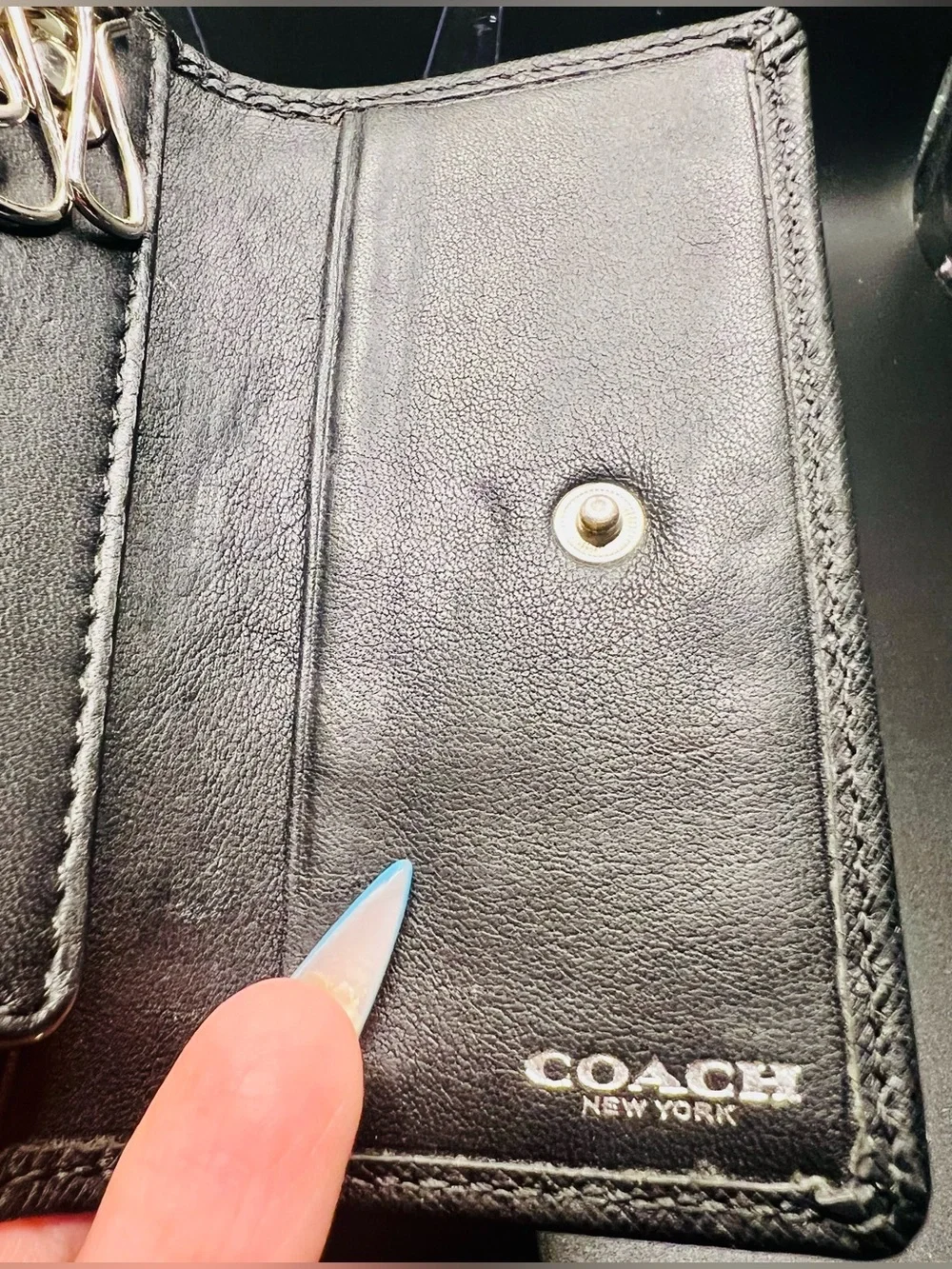 Coach Signature Debossed Crossgrain Leather 5-Ring Key Case Holder - Black EUC